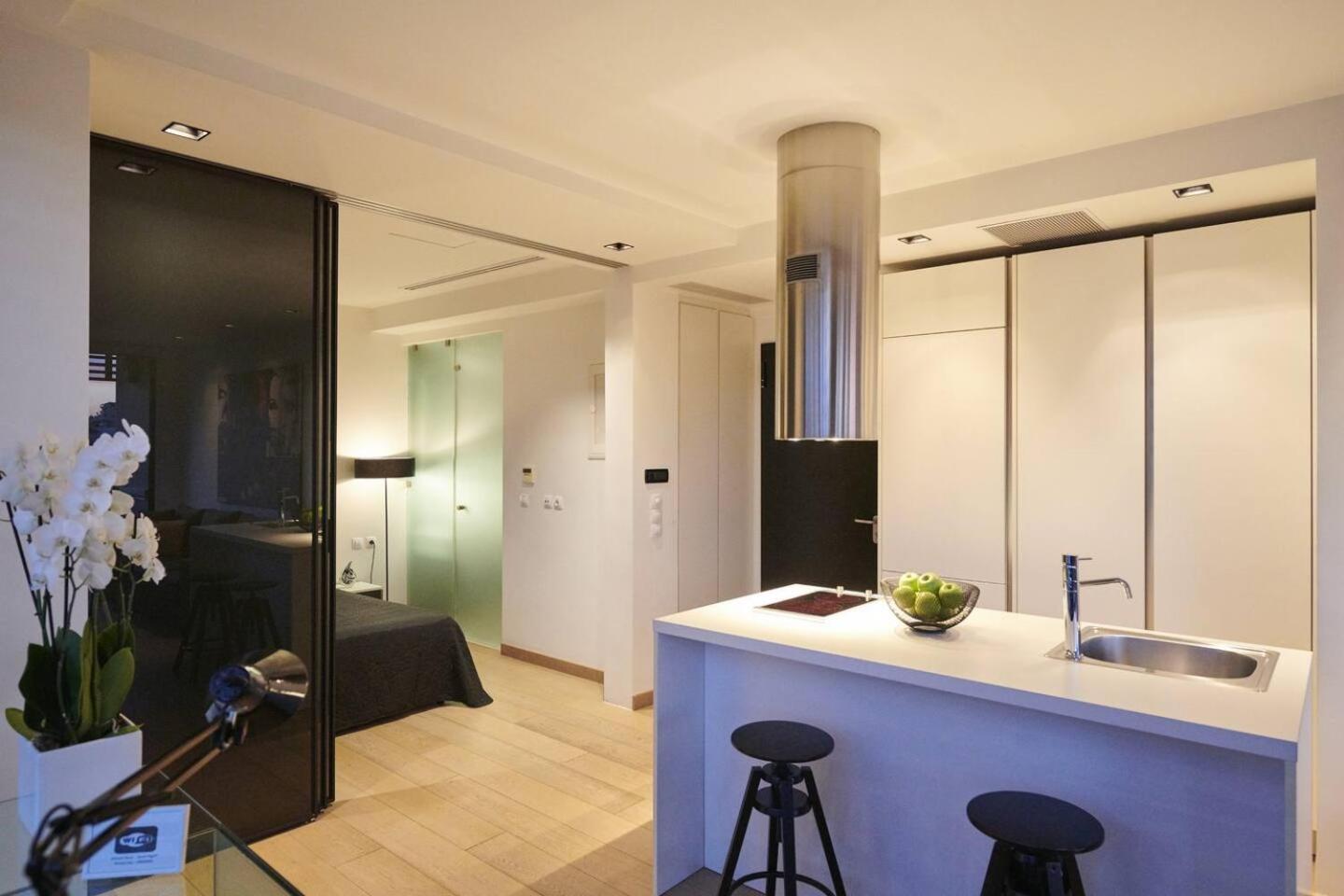אתונה Ma Maison Nο 4, Downtown Loft , Short Walk To Acropolis, Ultra High Speed Internet 500 Mbps, Parking Upon Request, 1' From Metro Station מראה חיצוני תמונה