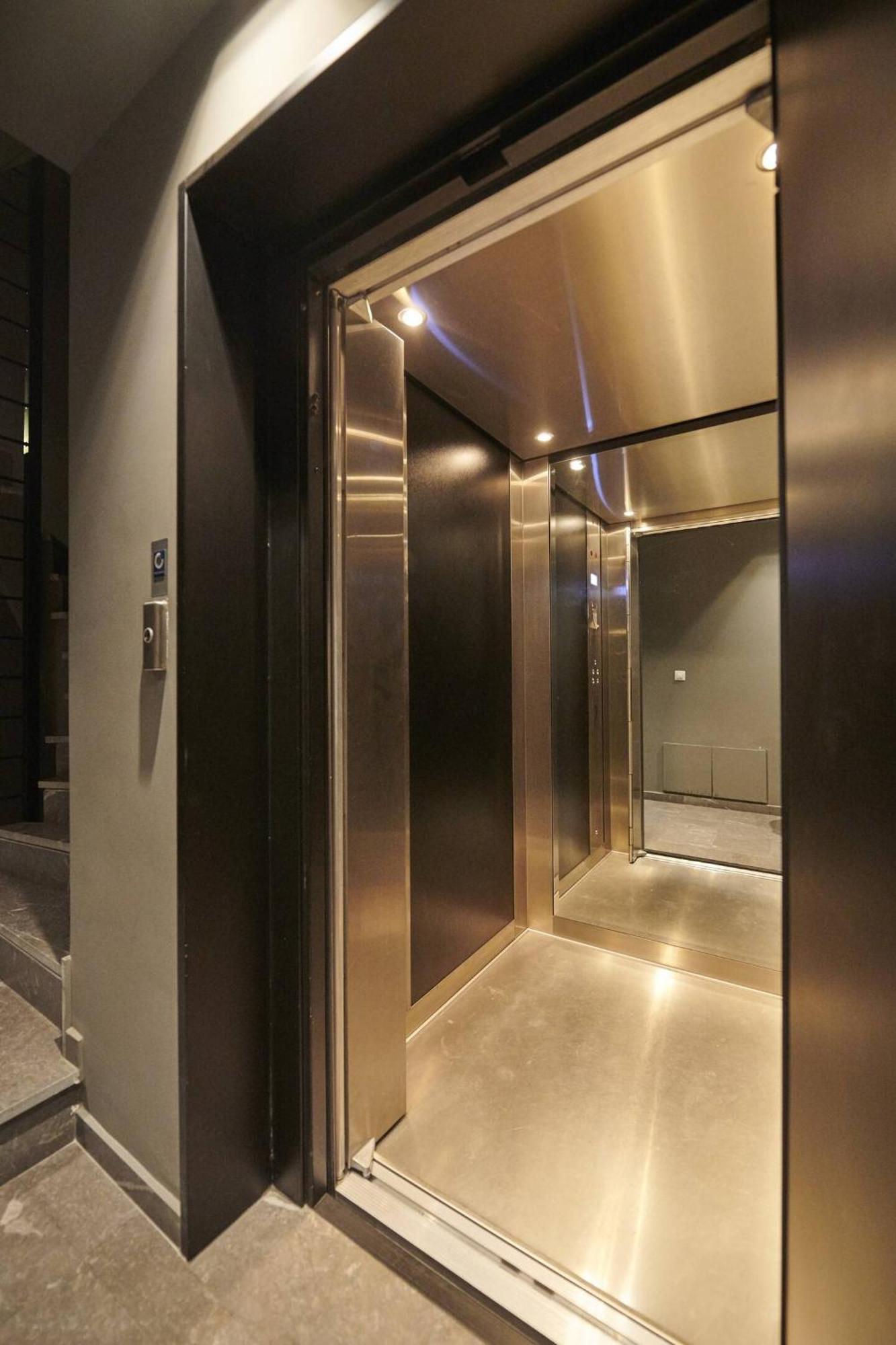 אתונה Ma Maison Nο 4, Downtown Loft , Short Walk To Acropolis, Ultra High Speed Internet 500 Mbps, Parking Upon Request, 1' From Metro Station מראה חיצוני תמונה
